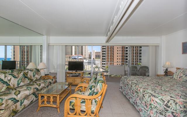 Spacious One Bedroom Harbor View Condos at Ilikai Marina With Private Balcony