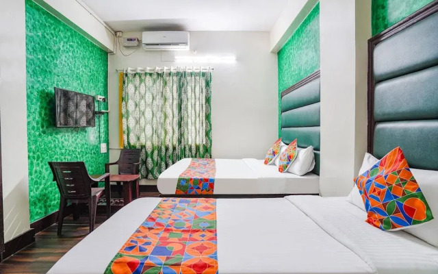 Pavithraa Deluxe Suites by OYO Rooms