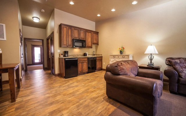 Cable Mountain Lodge