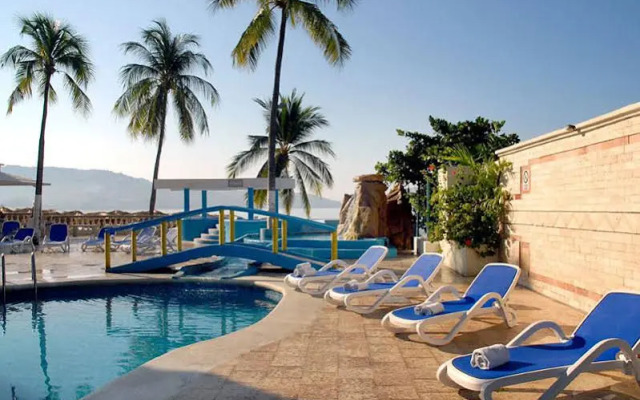 Avalon Excalibur Acapulco