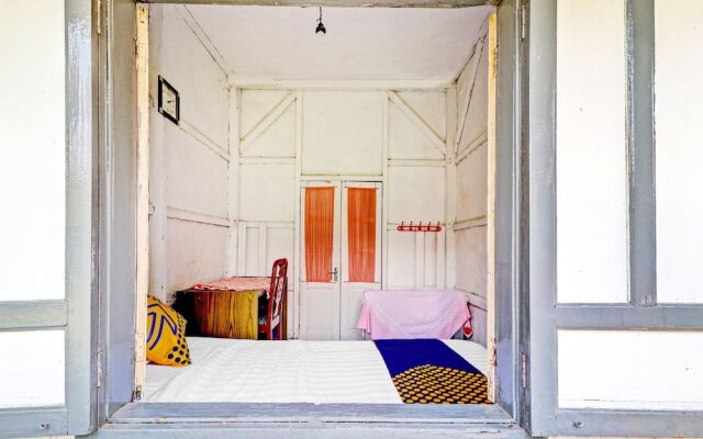 OYO Homes 90850 Cibeunying Eco Tourism Homestay Cibodas Maribaya 2