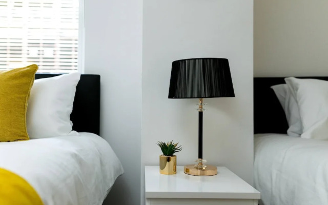 Skyvillion - Tower Point Enfield 2bed Wbalcony