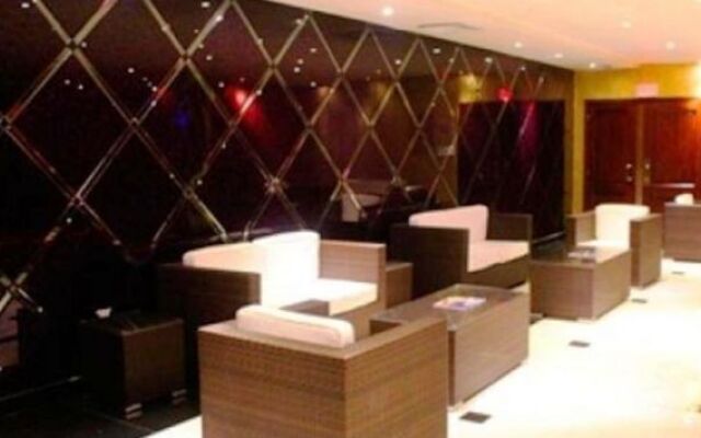 Bq Princess Hotel & Casino