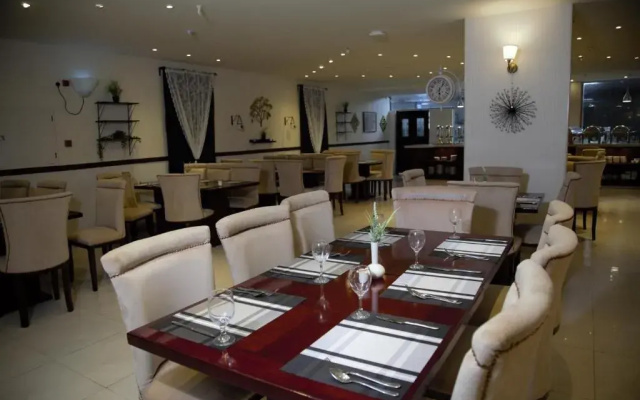Orchid Suites 4