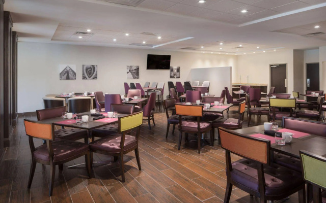 Crowne Plaza Chicago SW - Burr Ridge by IHG