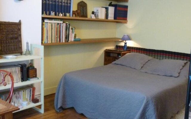 Bed And Breakfast Charonne 2