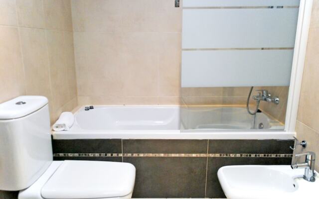 Living4Malaga Alamos 40