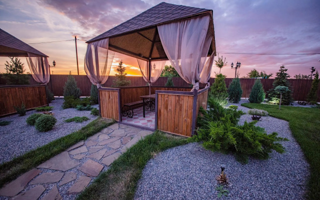 GreenHouse (ГринХаус)