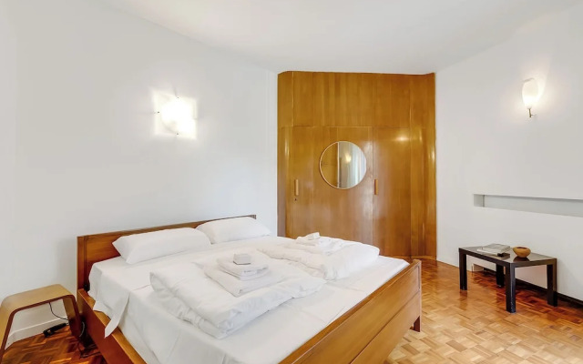 The Arco Round House