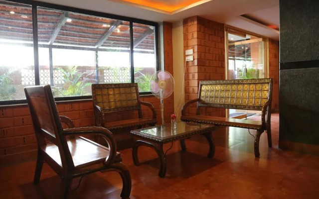 OYO 374 Apartment Near Fortis Hospital