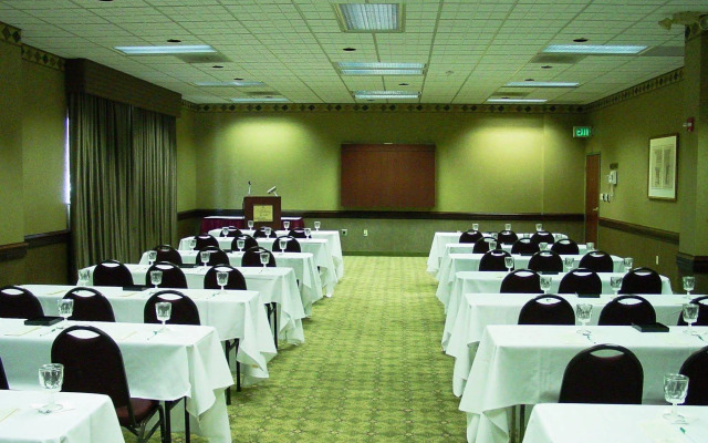 Holiday Inn Cleveland-S Independence by IHG