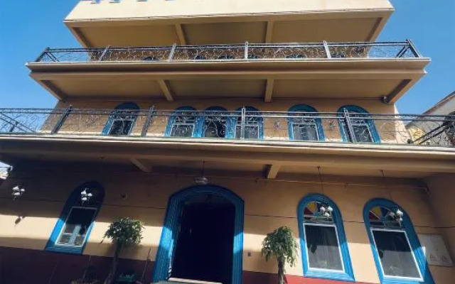 Serene Pastoral Retreat