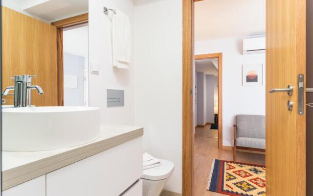 Perfect 1 bed in Chiado with AIRCON