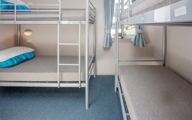 BIG4 Batemans Bay At Easts Riverside Holiday Park