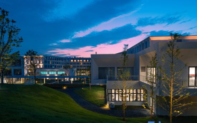 Jiande Aviation Town Maison New Century Resort Hotel（Zhejiang Aviation Industry Research Base）