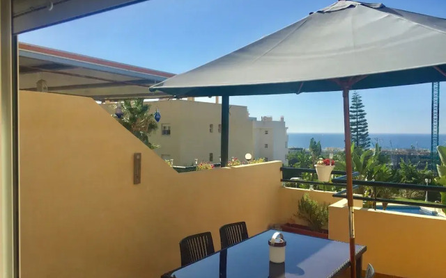 Cozy Townhouse With sea View in Marbella Mijas