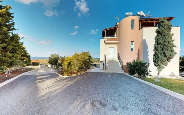 Villa Angelika Two-storey House With Pool for 7