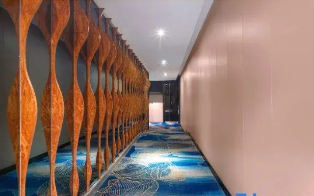 K. Y. Hotel
