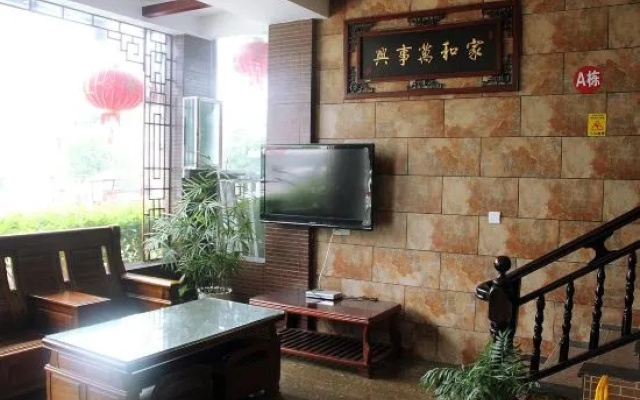 Yangshuo No.50 Courtyard Inn (Guilin Qiangu Scenery Area Wode Shop) – Lobby – Guilin