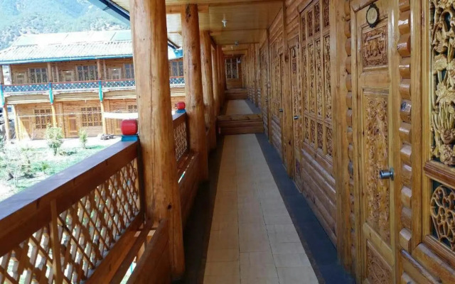 Lugu Lake Youzhua Inn