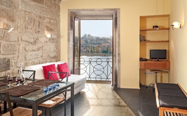 Go2oporto River & Reboleira Side