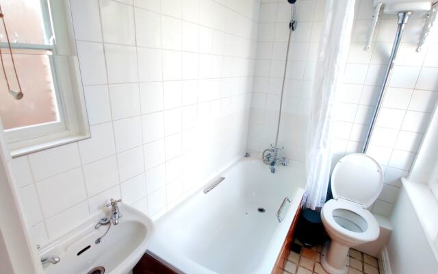 Brick Lane 1 Bedroom Apt Liverpool St