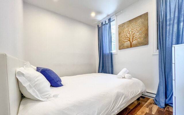 Hip Townhome With Garage Dt Mtl