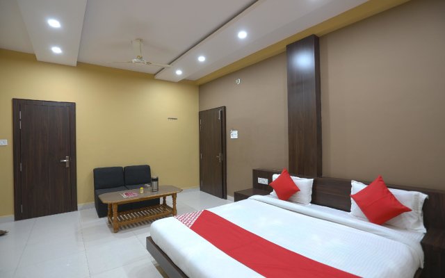 OYO 49833 Hotel Tulsi Chhaya Inn