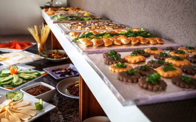 Relax Hotel Kenitra