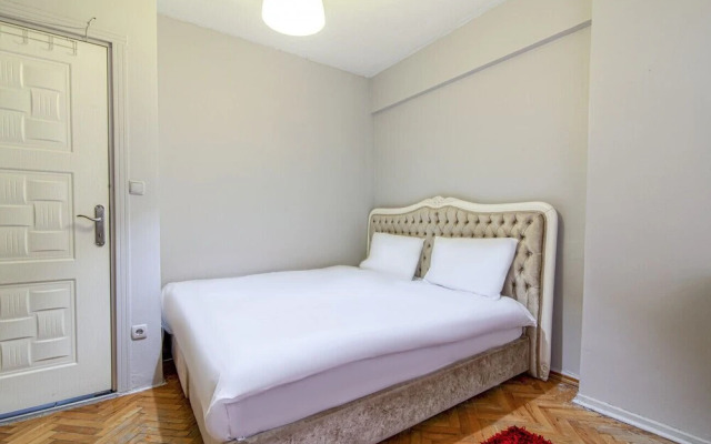 Wonderful Apartment Close to Malls in Sisli
