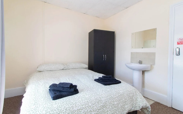 Brookvale Guest House Room 10