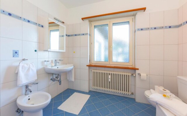 Garden On The Lake in Gambarogno Vira