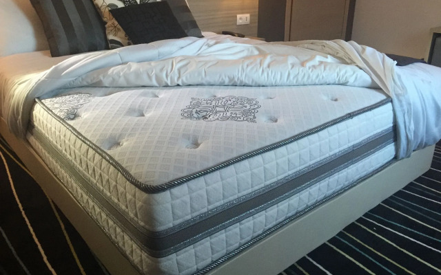 The Originals City, Glassy Hôtel, Marne-la-Vallée Est, Meaux