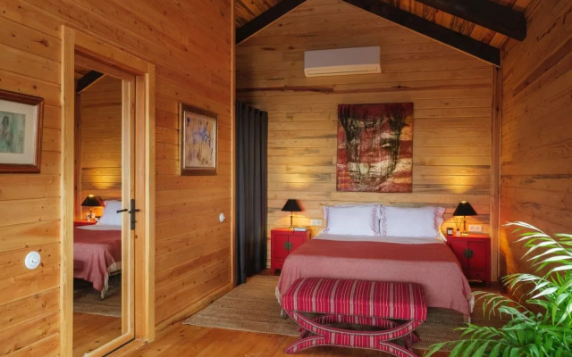 Simurg Inn