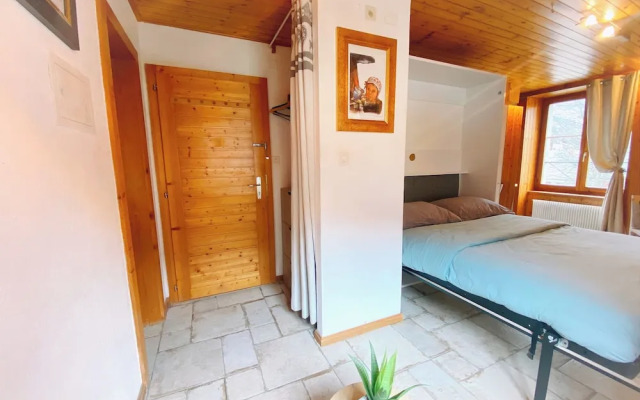 Studio cosy au centre du village