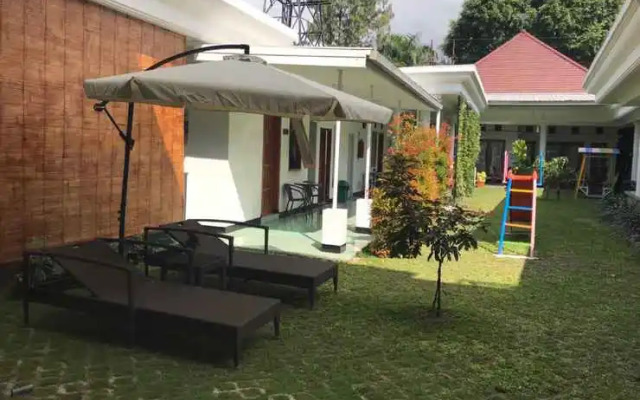 Griyo Sultan Agung near Station Malang Baru