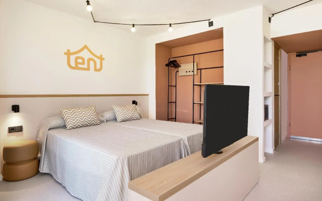 tent Calvia Beach