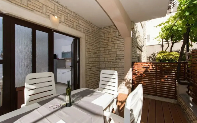 Bareta - 50m From the sea - A2