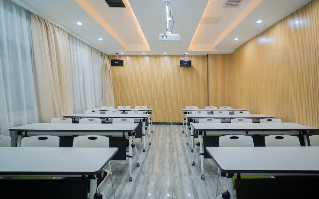 ibis Styles Dongguan Chang'an Wanda Plaza Hotel