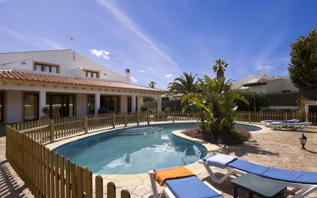 VILLA ANGEL in Cala´n Bosch