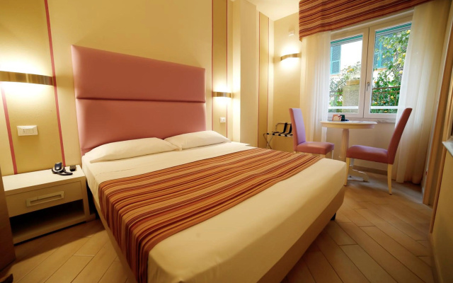 Hotel Souvenir - Image 3