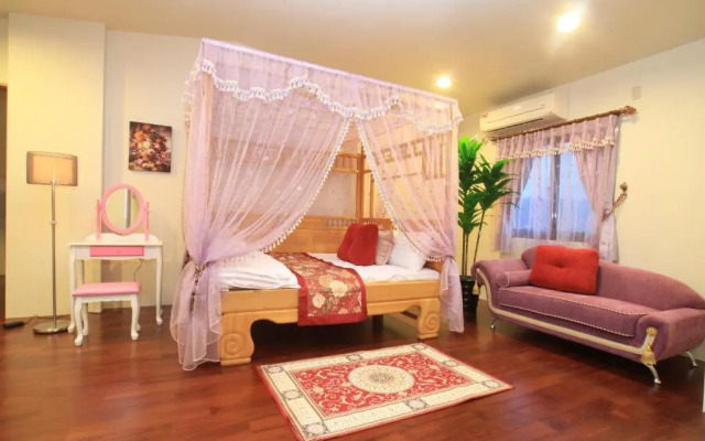 Free House B&B
