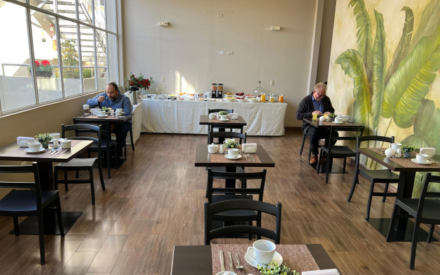 Hotel Tito