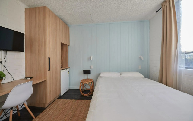 Little Coogee Hotel