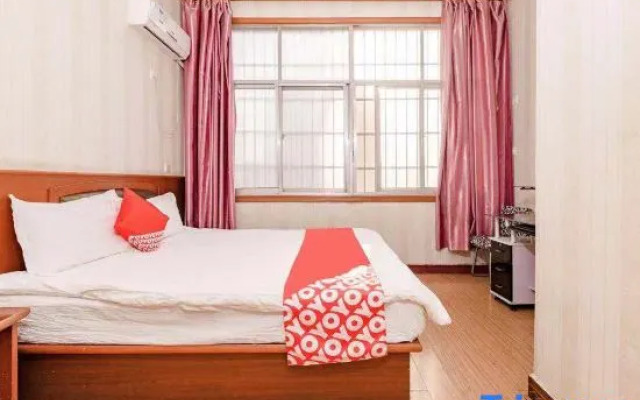 Shell Xinyang Huangchuan Country Railway Station Hotel