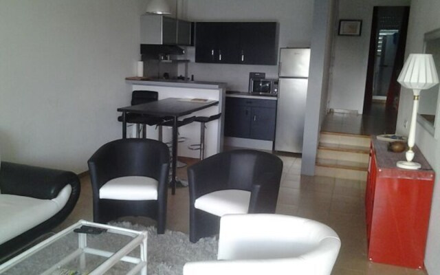 Apartamento Petunias Bl. I Esc 2, 1-2