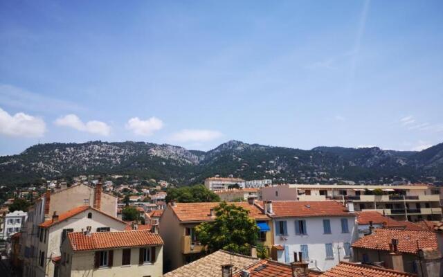 Appartement proche centre ville, port, et mont Faron