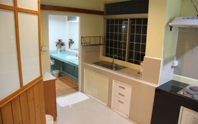 OYO 75486 Anna Residence Jomtien