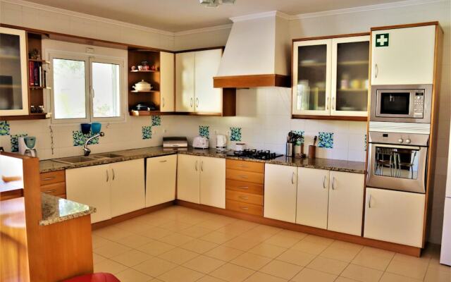 Villa With 4 Bedrooms in Farropo, With Private Pool, Enclosed Garden and Wifi