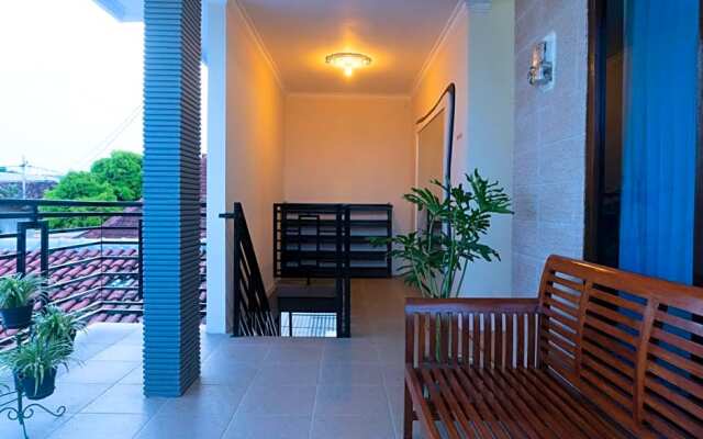 OYO Life 3227 Kost Putri Harmony